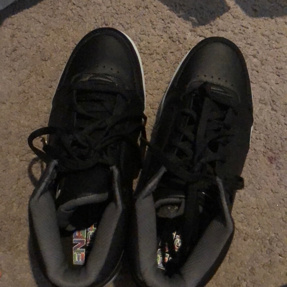 light up shoes with charger